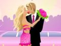 Permainan Barbie dan Ken berciuman  secara online