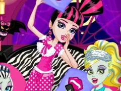 Permainan Monster Slumber Party Funny Faces secara online