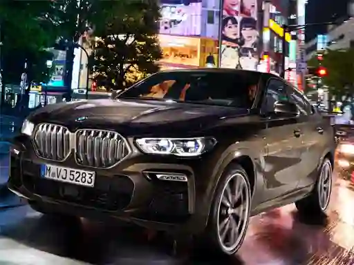 Permainan BMW X6 M50I secara online