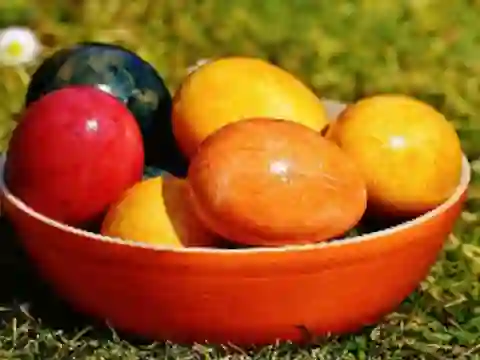 Permainan Shell Eggs Colored Jigsaw secara online