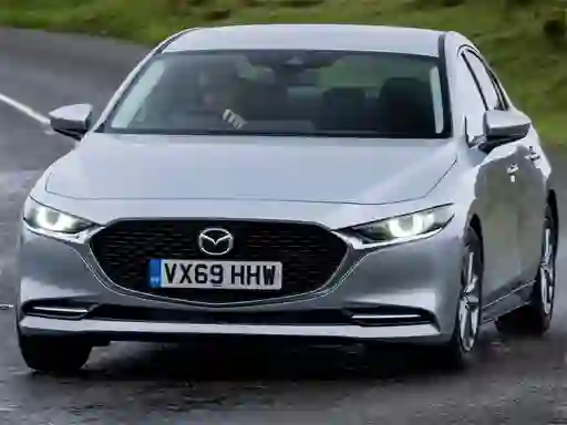 Permainan Mazda 3 Sedan secara online