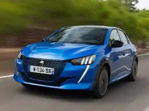 Permainan Peugeot E-208 secara online
