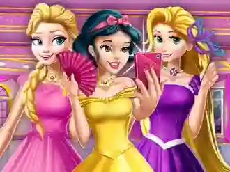 Permainan Princesses At Masquerade secara online