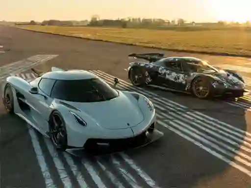 Permainan Koenigsegg Jesko Absolut secara online