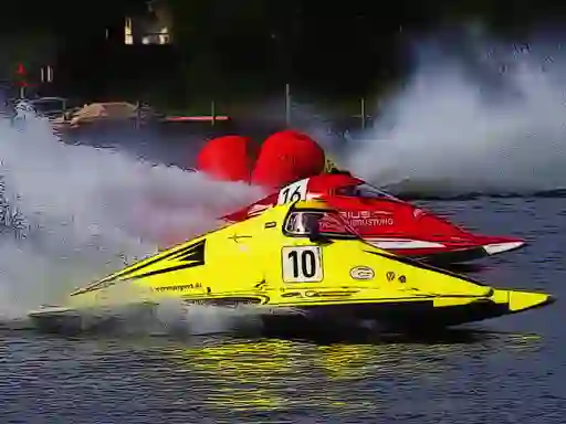 Permainan Motor Racing Boat secara online