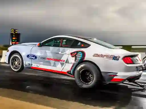 Permainan Ford Mustang Cobra Jet Slide secara online