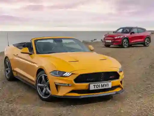 Permainan Ford Mustang California Special Slide secara online