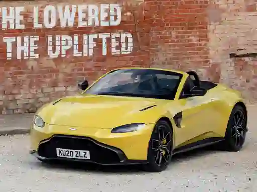 Permainan Aston Martin Vantage Roadster secara online