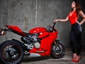 Permainan Sepeda Motor dan Gadis Seluncur secara online